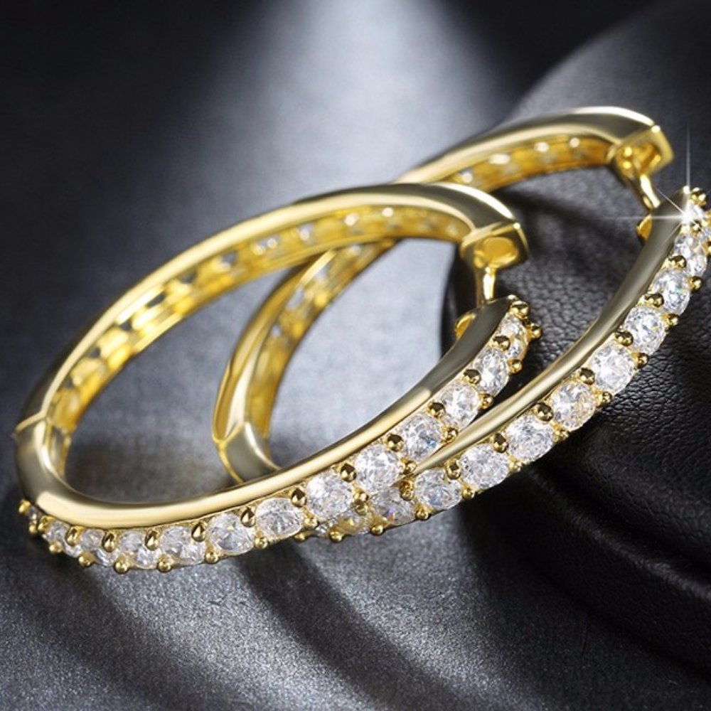 NEW 18K Yellow Gold 1.25'' Diamond Hoop Earrings - Picture 2 of 3